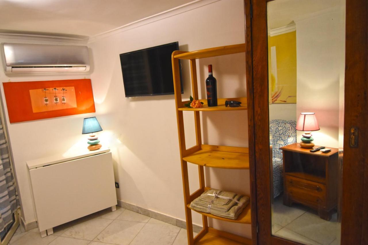 Lilliput Apartment *