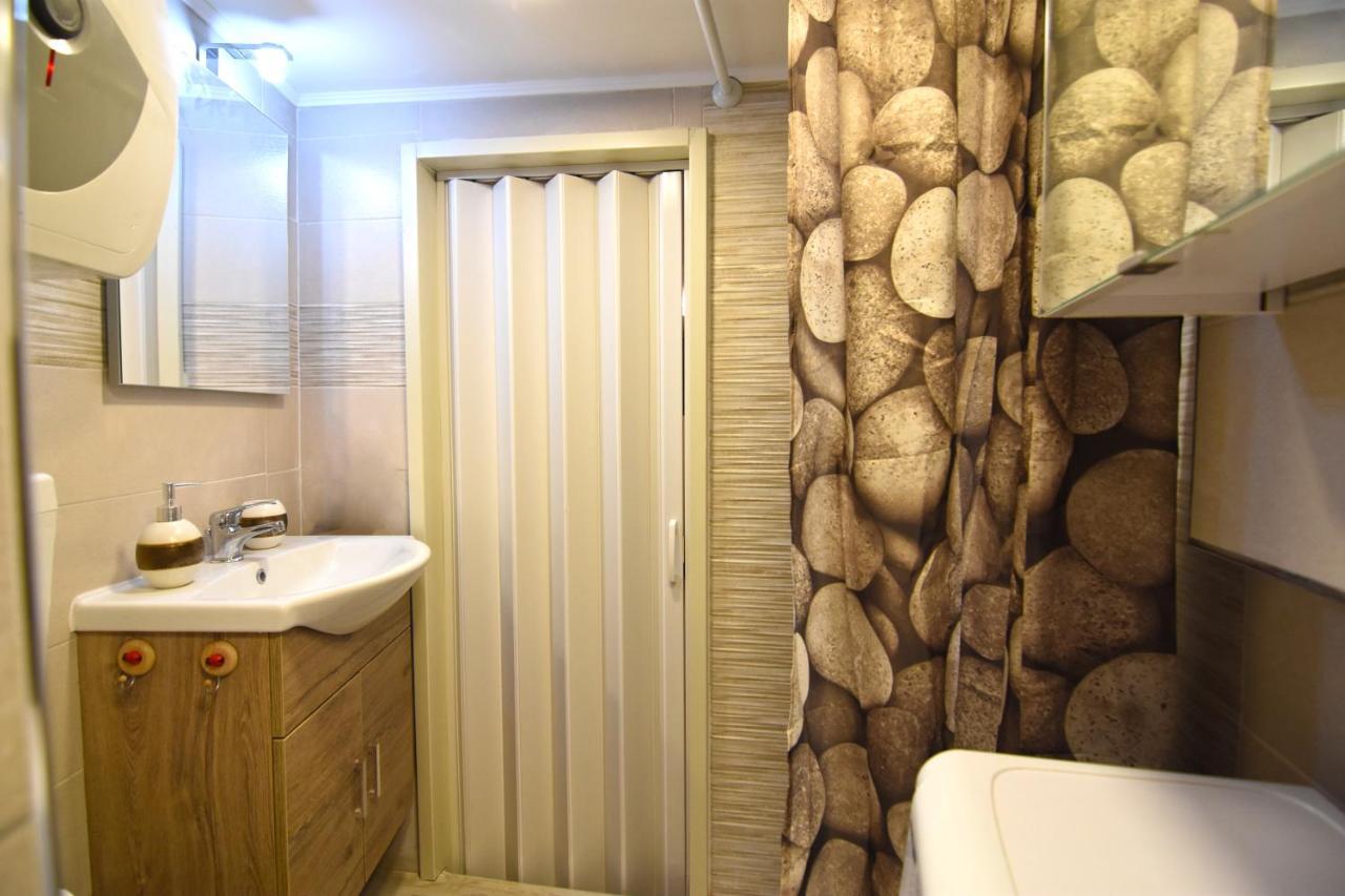 Lilliput Apartment *